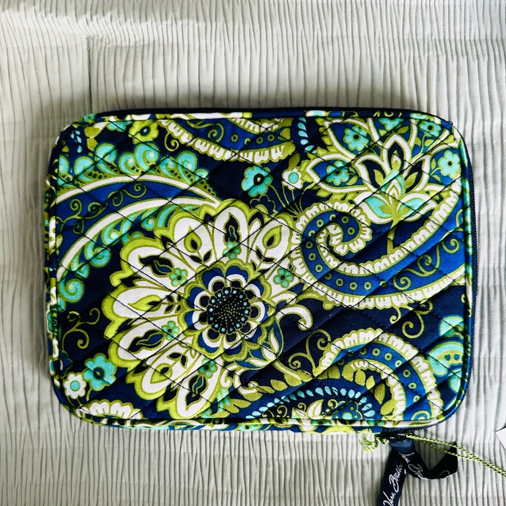 NWT Vera Bradley Rhythm & Blues E Reader Sleeve - Picture 2 of 8